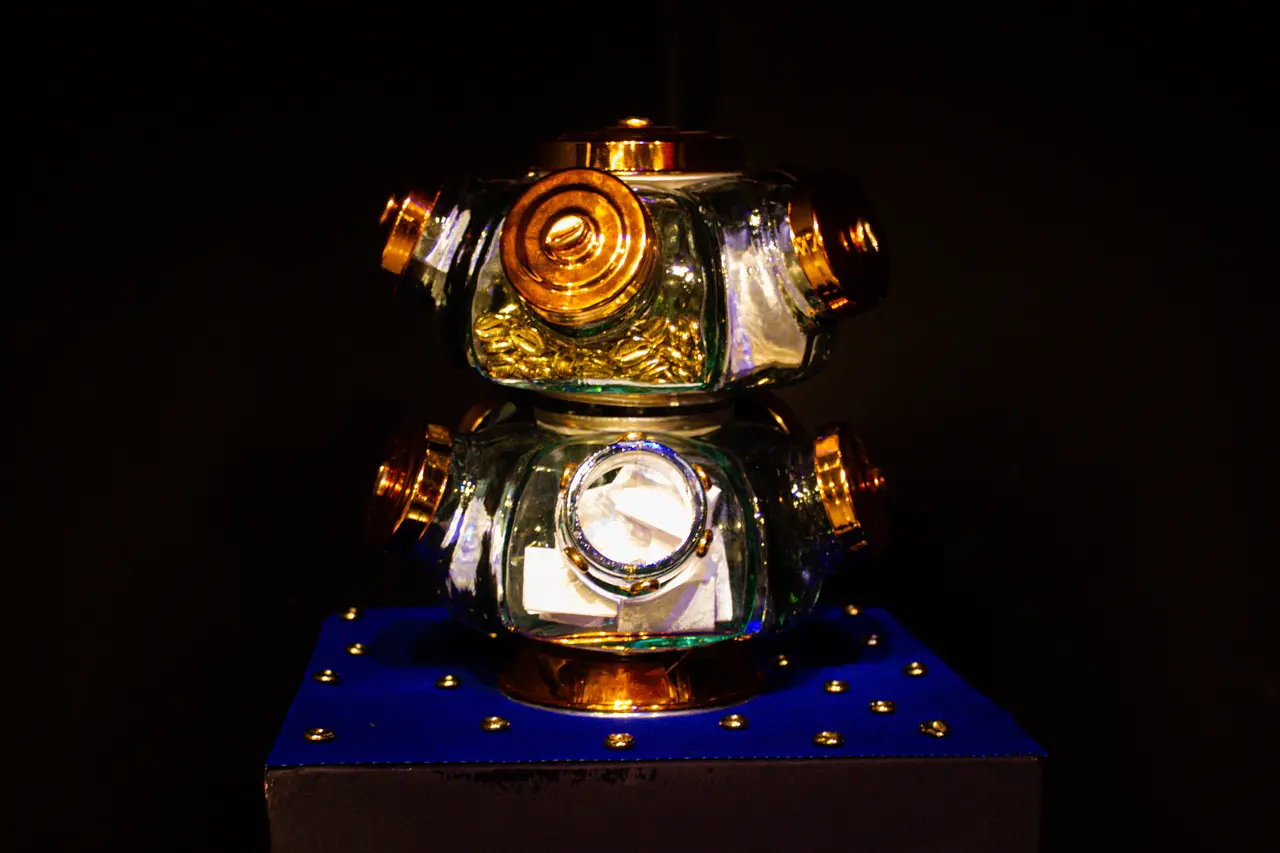 Atualmente, a artista desenvolve obras em outros suportes; na foto, peça que integra o trabalho 