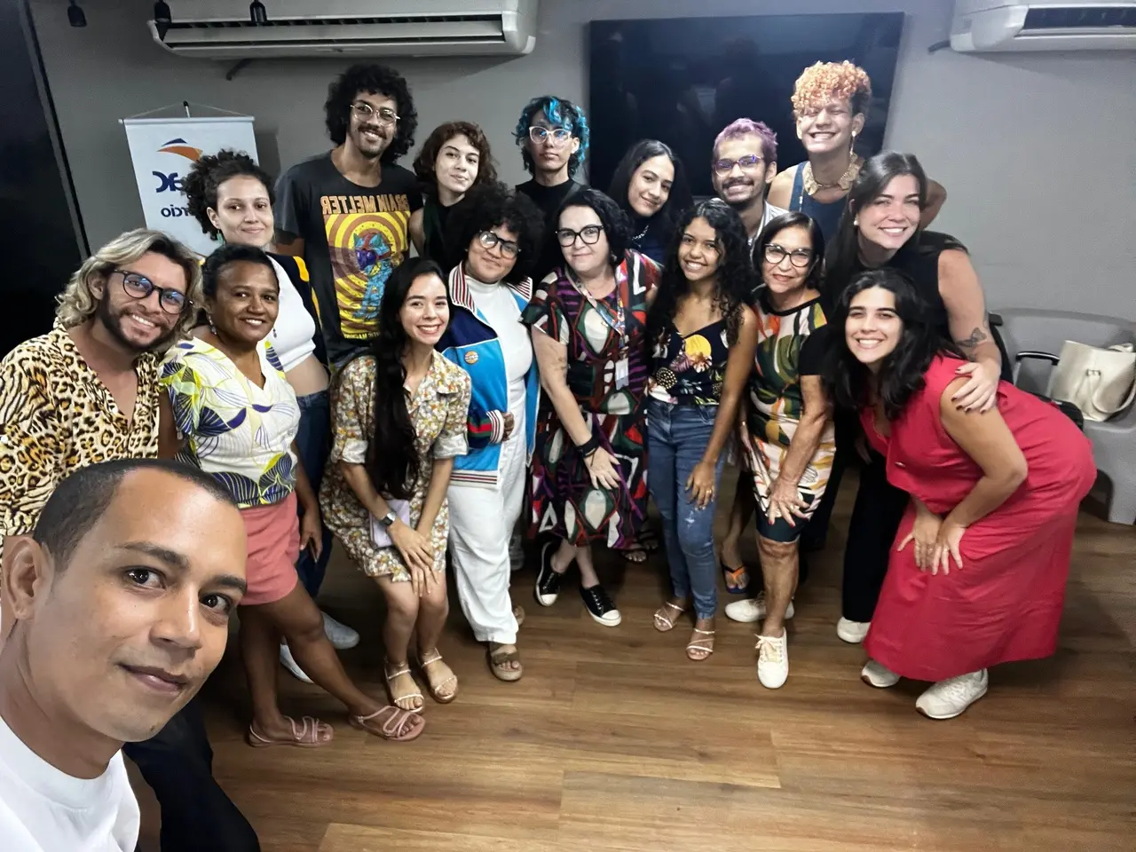 Estilistas se uniram a 16 alunos e uma professora orientadora do Senac Crato para produzir peças