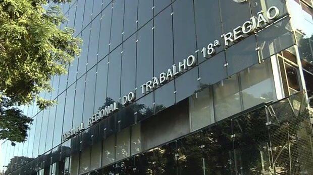 Ex-funcionária entrou na Justiça do Trabalho de Goiás, mas precisará pagar dinheiro desviado
