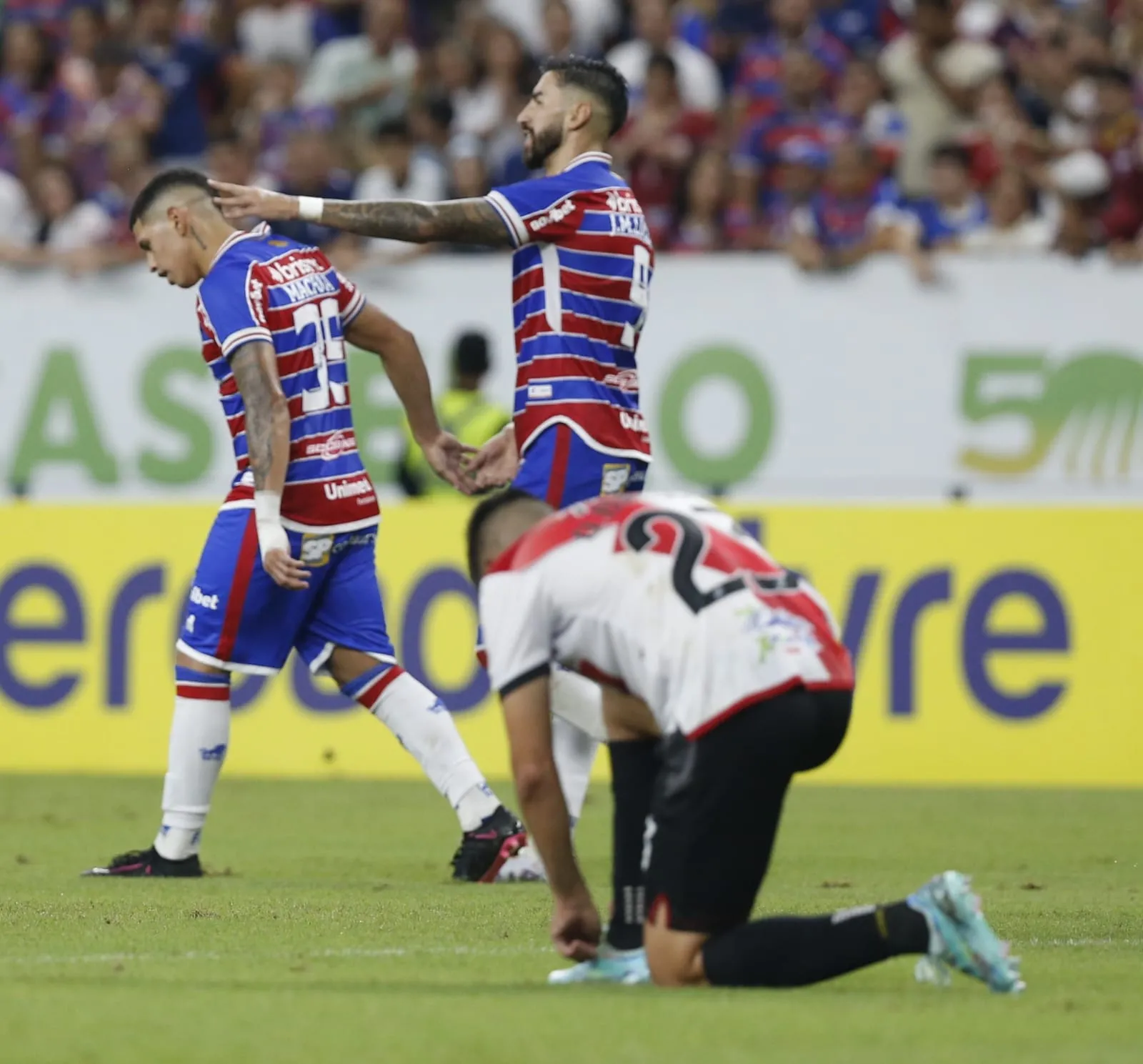 Machuca e Lucero deixaram suas marcas na vitória do Fortaleza