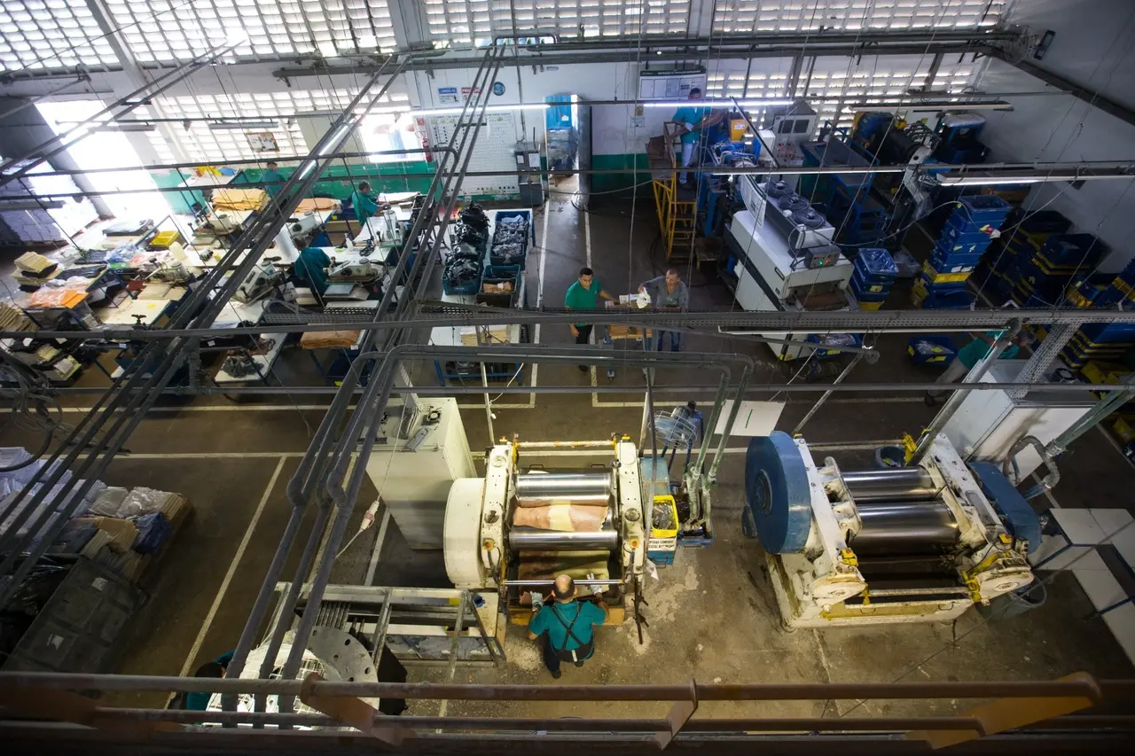 Rubberloss possui parque fabril no Ceará há 19 anos e expansão trouxe a produção de calçados da marca Crocs parao  estado