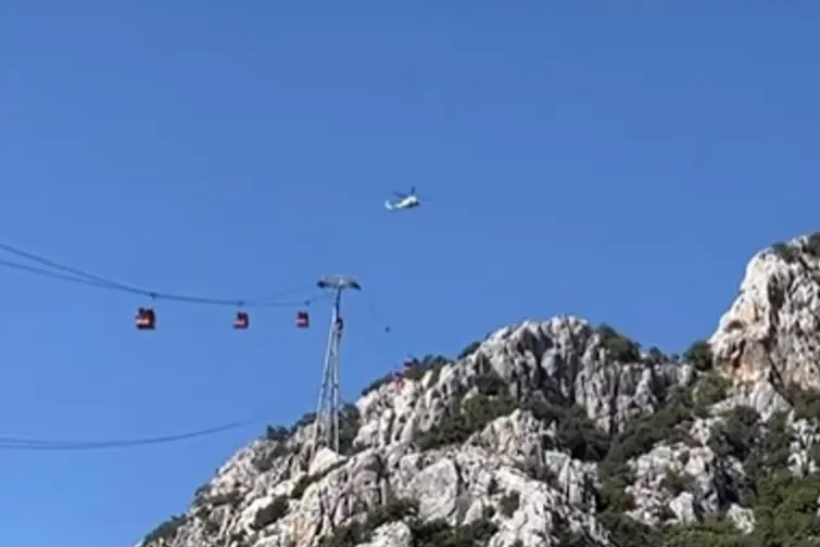 Resgate em teleférico na turquia