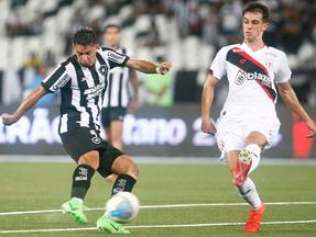 Imagem do lateral do Botafogo Mateo Ponte