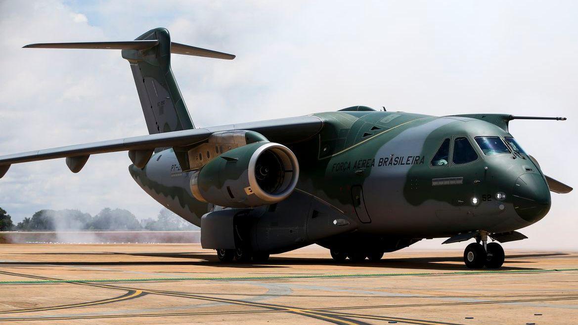 Embraer entrega 25 jatos no trimestre e bate recorde - Egídio Serpa - Diário do Nordeste