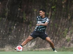 Kauê Rodrigues, jogador do Botafogo