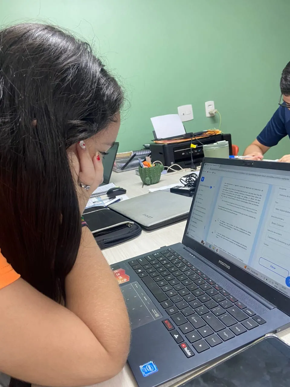 Isadora dividia rotina entre escola, cursinho e estudos domiciliares
