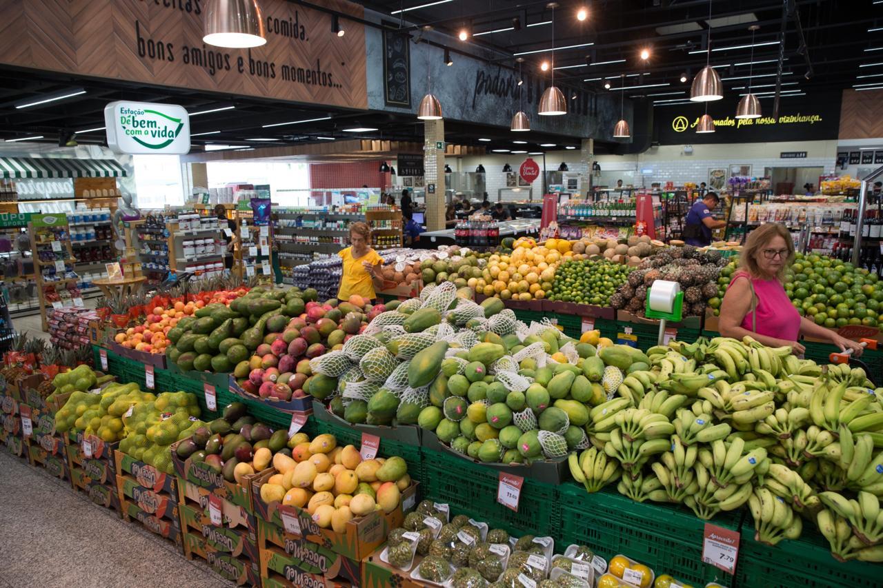 Frutas em supermercados