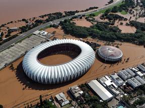 Estádio Beira-Rio, do Internacional, em meio à enchente no Rio Grande do Sul