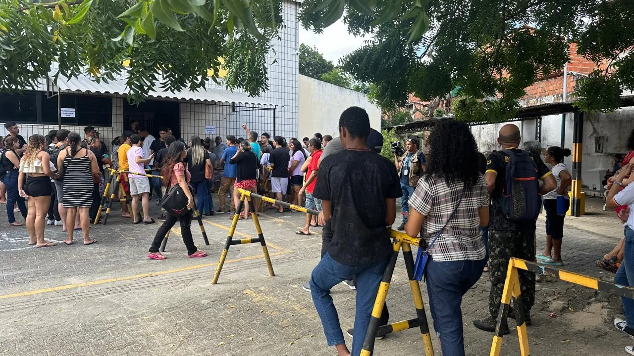 Estudantes que solicitaram o documento de 2024 e ainda não receberam podem desbloquear a carteirinha de 2023 para usar até 17 de maio