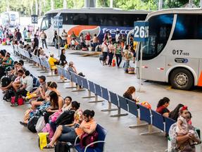 Rodoviária de Fortaleza. Empresas de transporte rodoviário ofertam 286 viagens extras em Fortaleza devido Dia das Mães