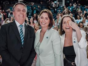 Bolsonaro, Michelle, Amália Barros