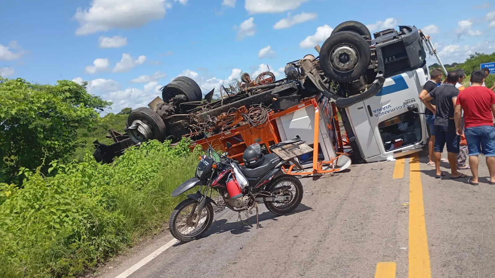 Acidente com caminhão