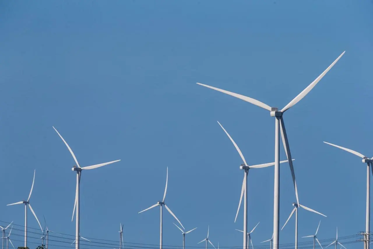 foto de turbina de geração de energia eólica