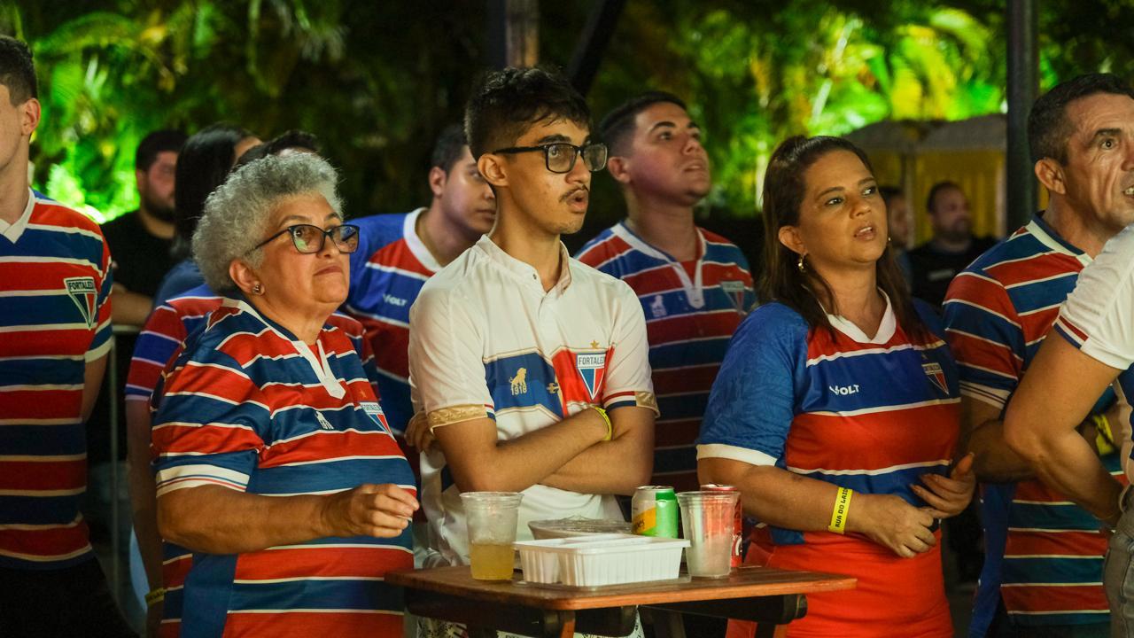 Família tricolor assiste ao jogo contra o Boca Juniors