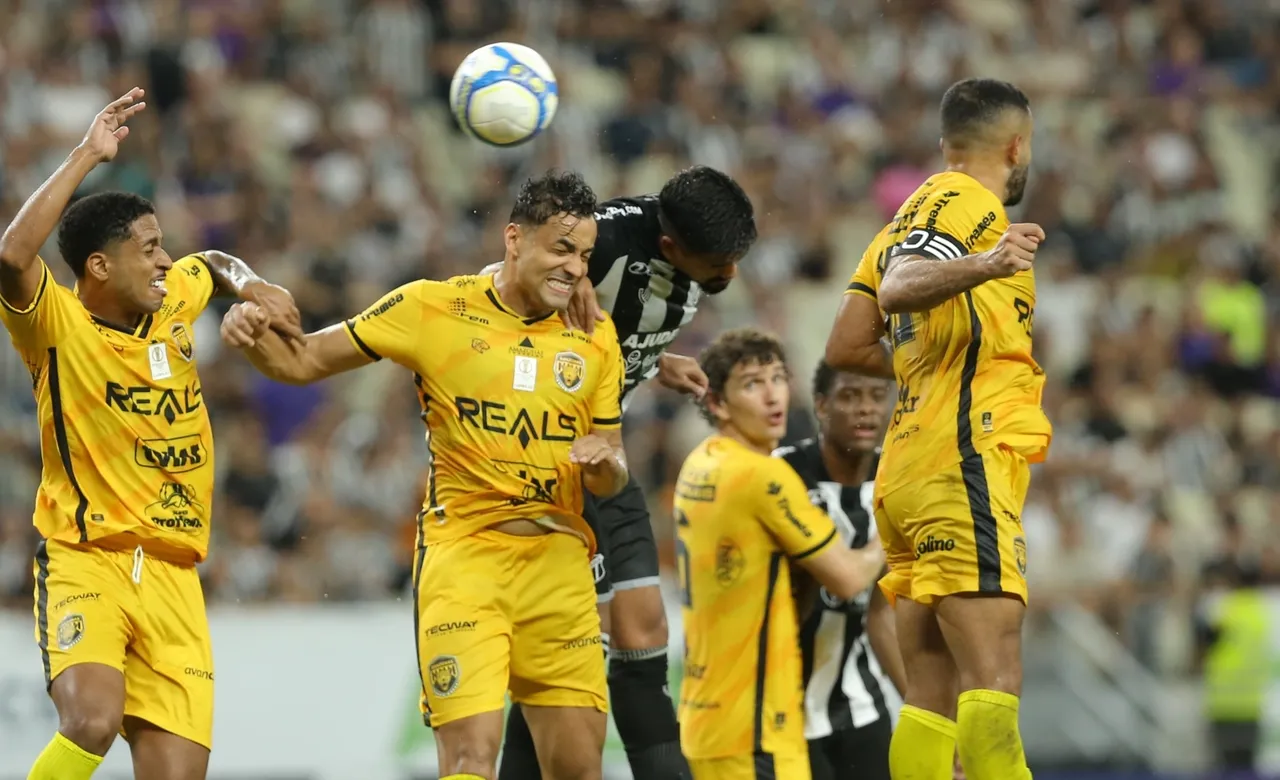 O Ceará tomou um sufoco na etapa final mas conseguiu a vitória