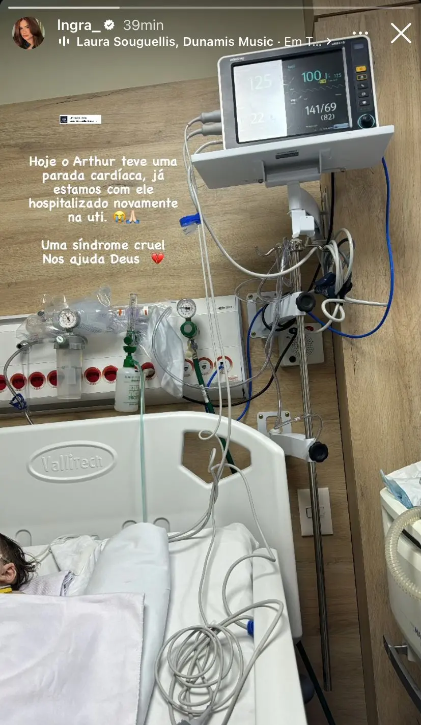 Stories de Ingra Soares mostrando Arthur hospitalizado