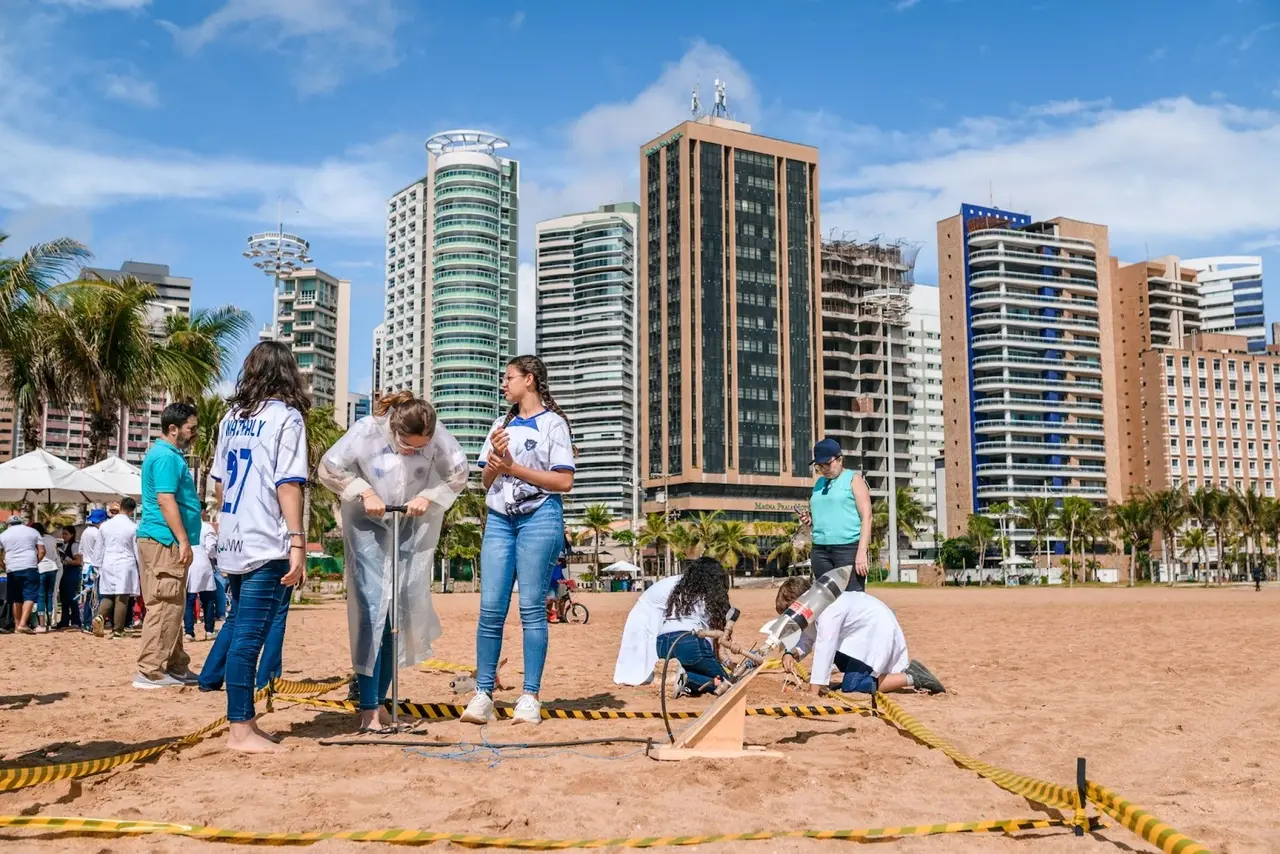 concurso de foguetes praia de iracema