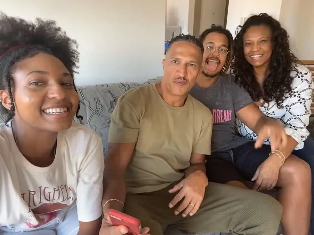 Mano Brown e Família