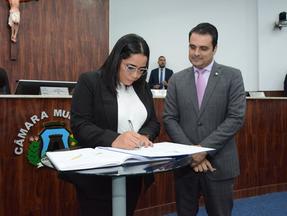 Vereadora Andreza Matos e o vereador Gardel Rolim, na Câmara Municipal de Fortaleza