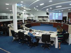 Foto do Plenário Fausto Arruda, área interna da Câmara Municipal de Fortaleza