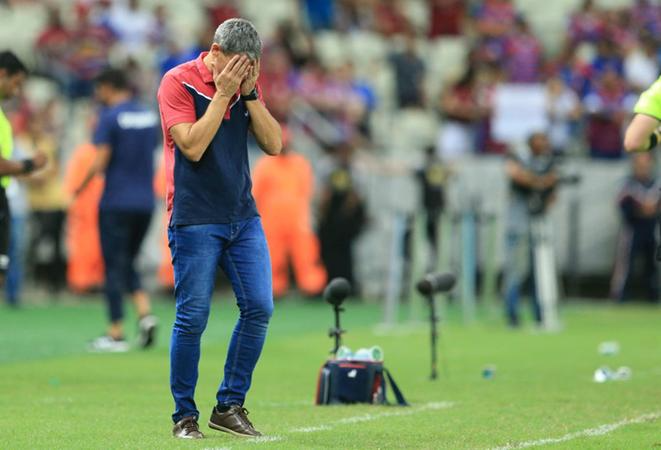 Imagem do técnico do Fortaleza Juan Pablo Vojvoda