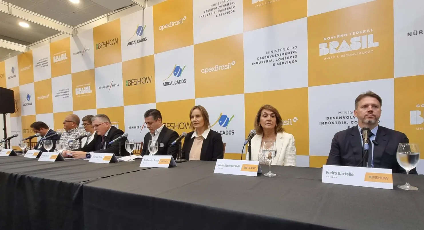 Setor calçadista, reoneração da folha, Abicalçados, concorrência asiática, isenção de impostos