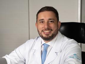 Bruno Ferreira é uro-oncologista, especialista em cirurgia robótica