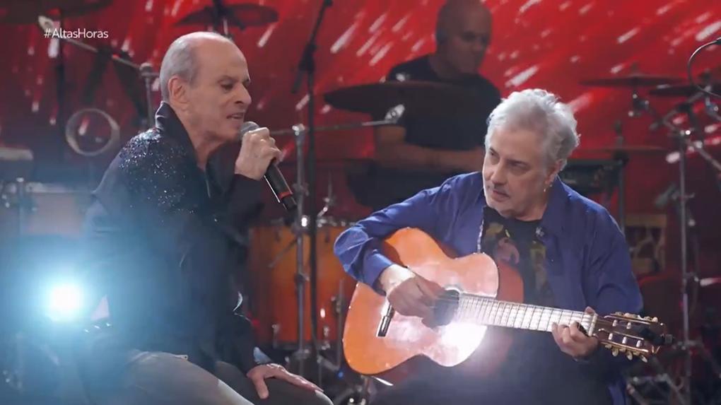 Ney Matogrosso e Roberto de Carvalho cantaram juntos música escrita por Rita Lee para o cantor