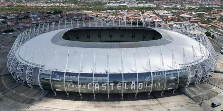Arena Castelão nos dias atuais. Foto de 2023, quando o estádio completou 50 anos