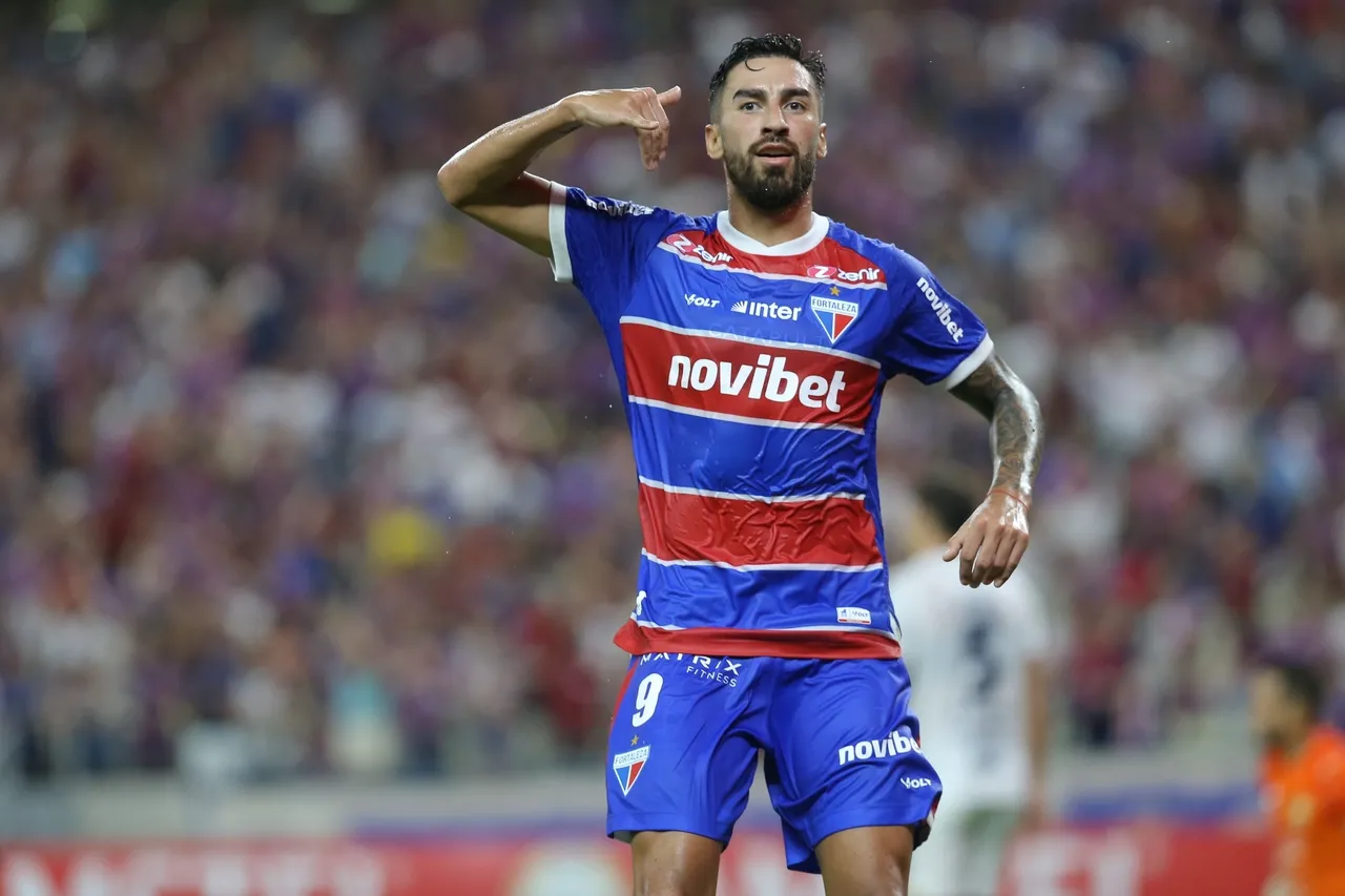 Lucero marcou o segundo gol do Leão no jogo