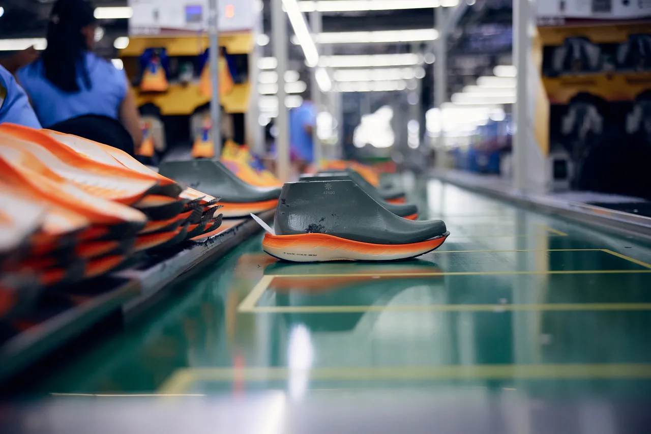 Super tênis da marca Olympikus é produzido no Ceará