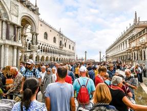 Veneza impõe novas regras para o turismo
