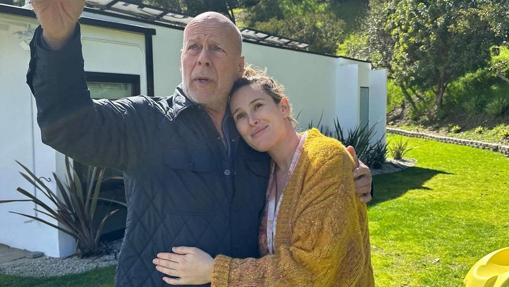 Filha de Bruce Willis atualiza estado de saúde do pai diante dos cuidados com a demência - Zoeira - Diário do Nordeste