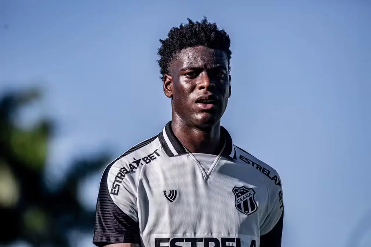 Jonathan em ação pelo Ceará