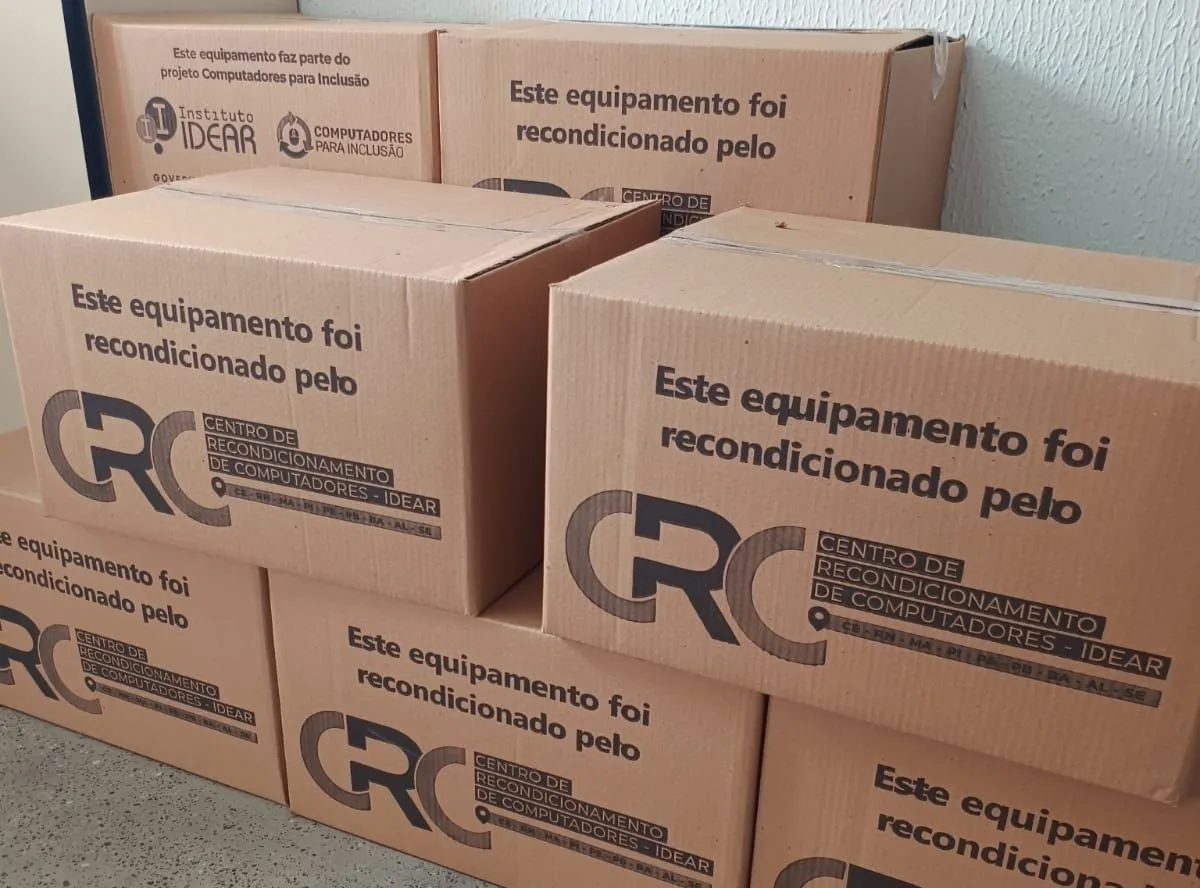 Computadores recondicionados são destinados para escolas públicas do Ceará e de outros estados do Nordeste