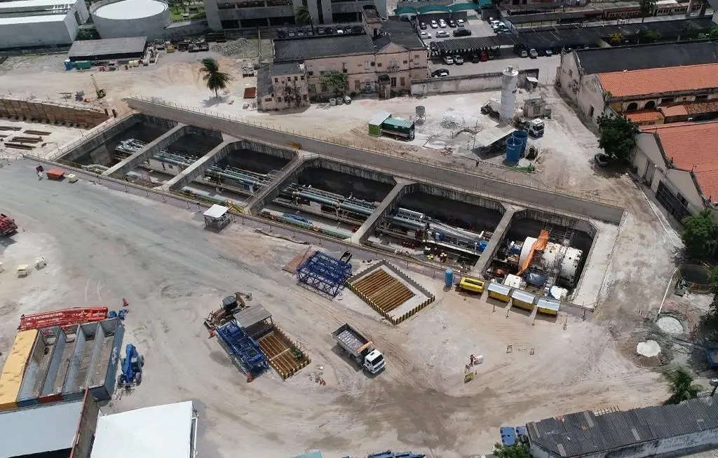 Canteiro de obras da Linha Leste do Metrô de Fortaleza visto de cima