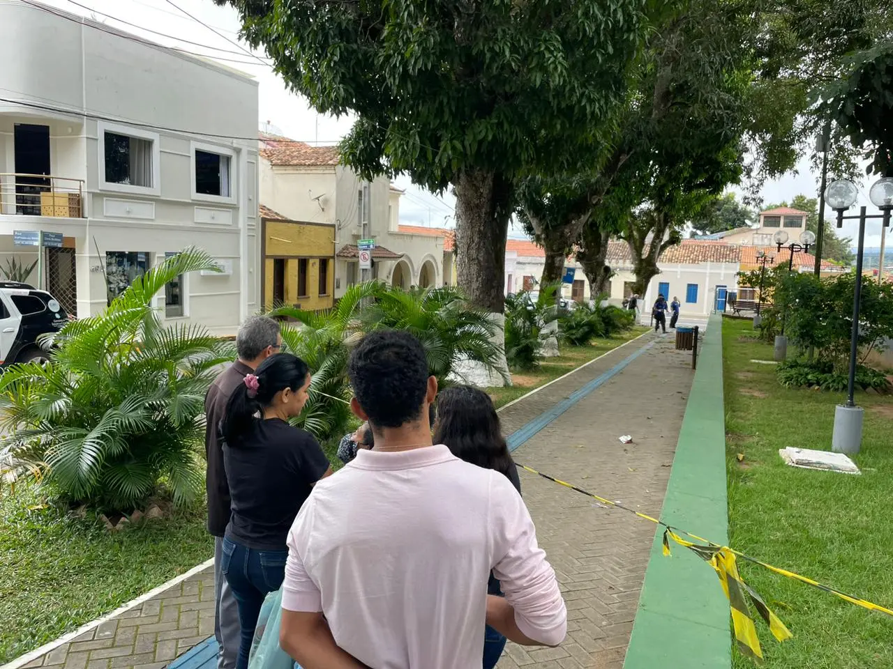 Local de mortes foi isolado pela polícia