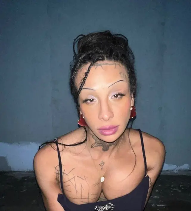 Ex-BBB Linn da Quebrada é internada em clínica de reabilitação