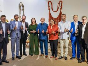 Foto de governadores e governadoras do Nordeste com Lula