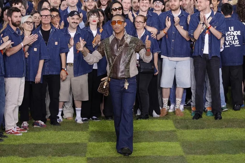 pharrell williams com bolsa mais cara do mundo