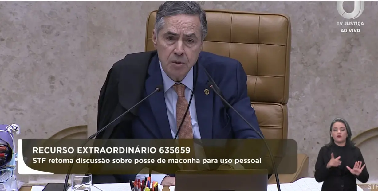 Print da sessão do STF que determinou porte de maconha não ser crime