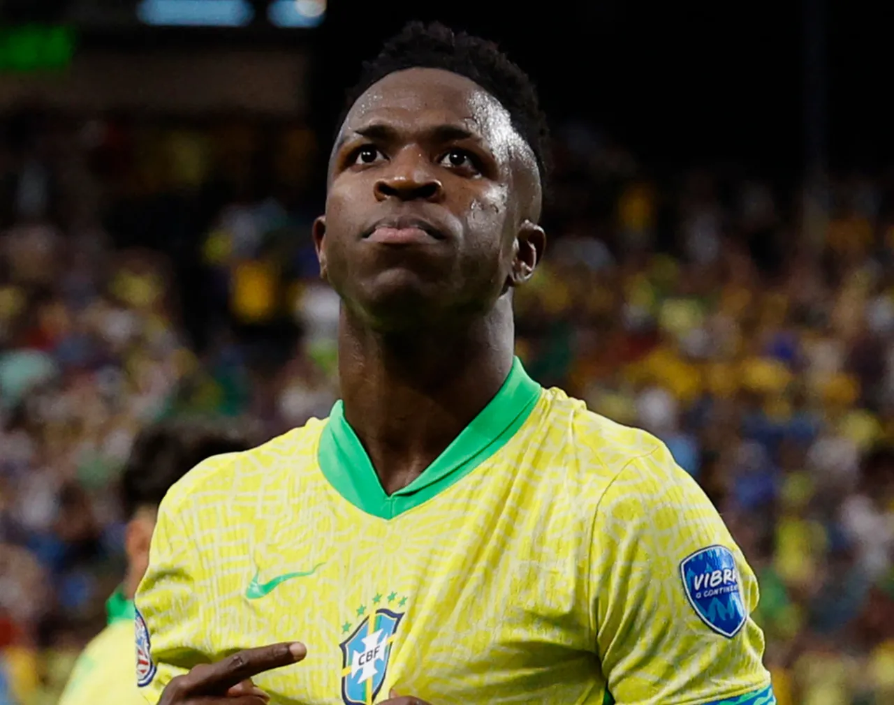 Vini Junior desequilibrou para a Seleção Brasileira diante do Paraguai