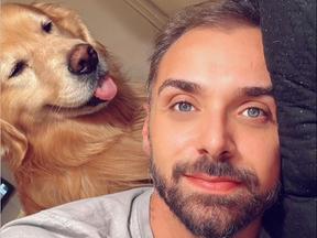 João Fantazzini e seu cachorro Joca
