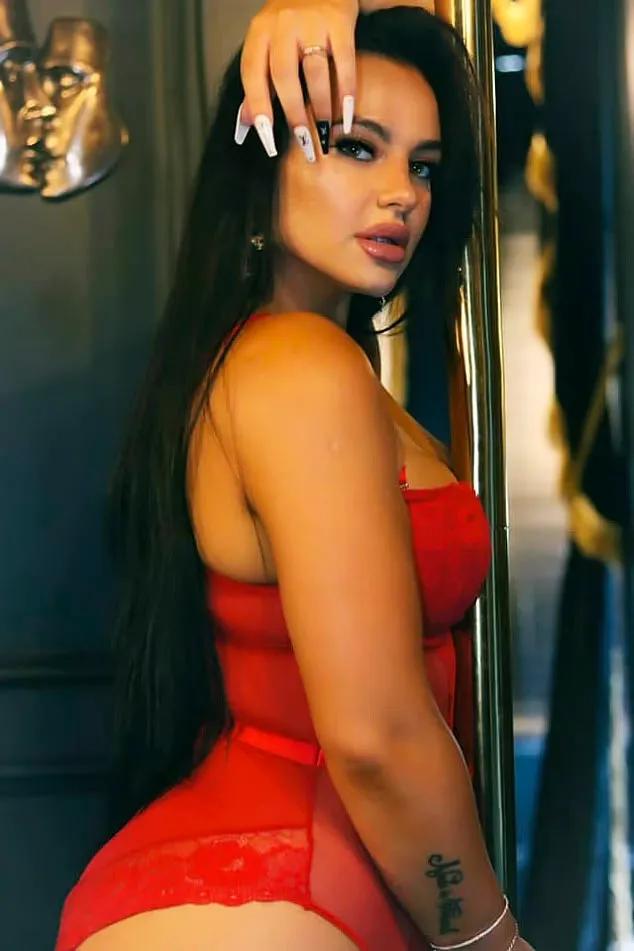 Carcereira / Linda de Sousa Abreu