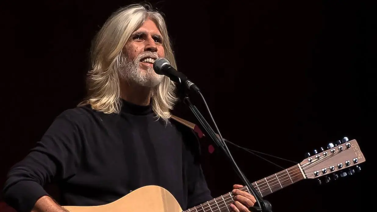 Show celebra 50 anos de carreira do artista