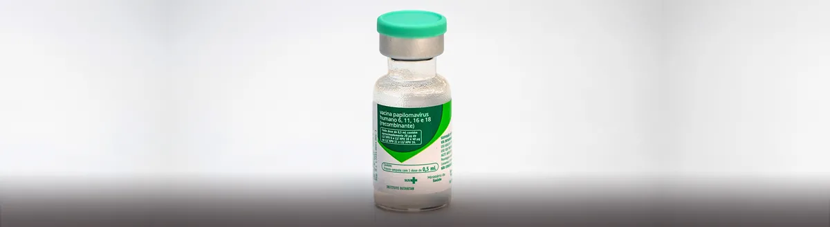 Vacina quadrivalente (HPV4) oferecida pelos SUS protege contra principais complicações do HPV.