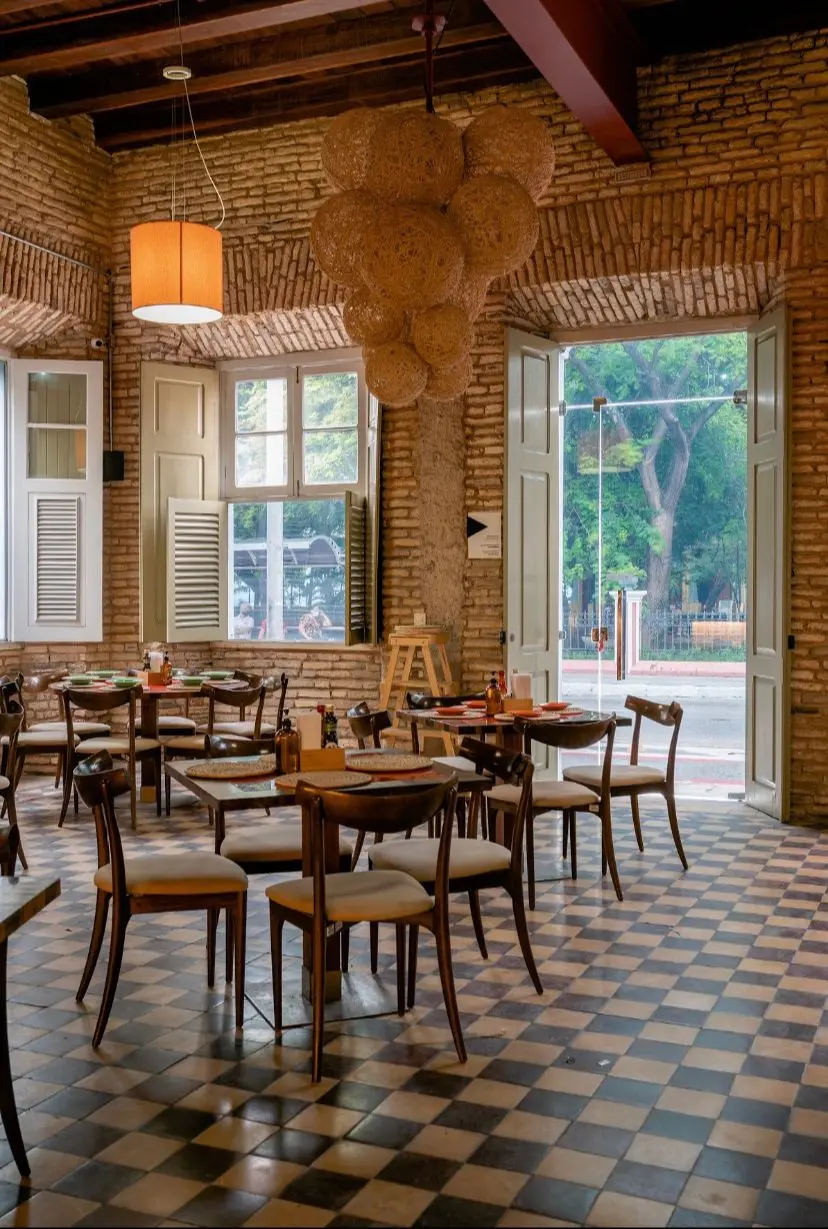 Aconchego, localizado no prédio do Museu da Indústria, no Centro, vira palco com novo evento musical