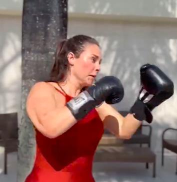 A postagem motivou a maioria dos fãs mas recebeu algumas críticas