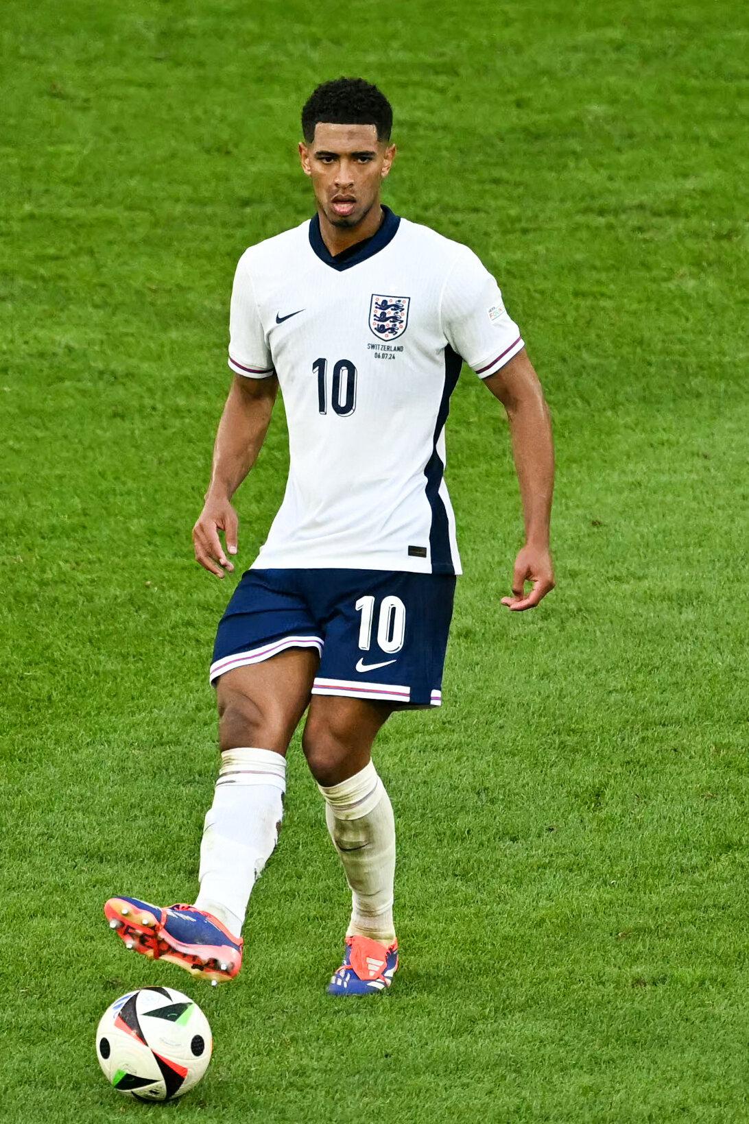 Imagem do meio-campista da Inglaterra Jude Bellingham