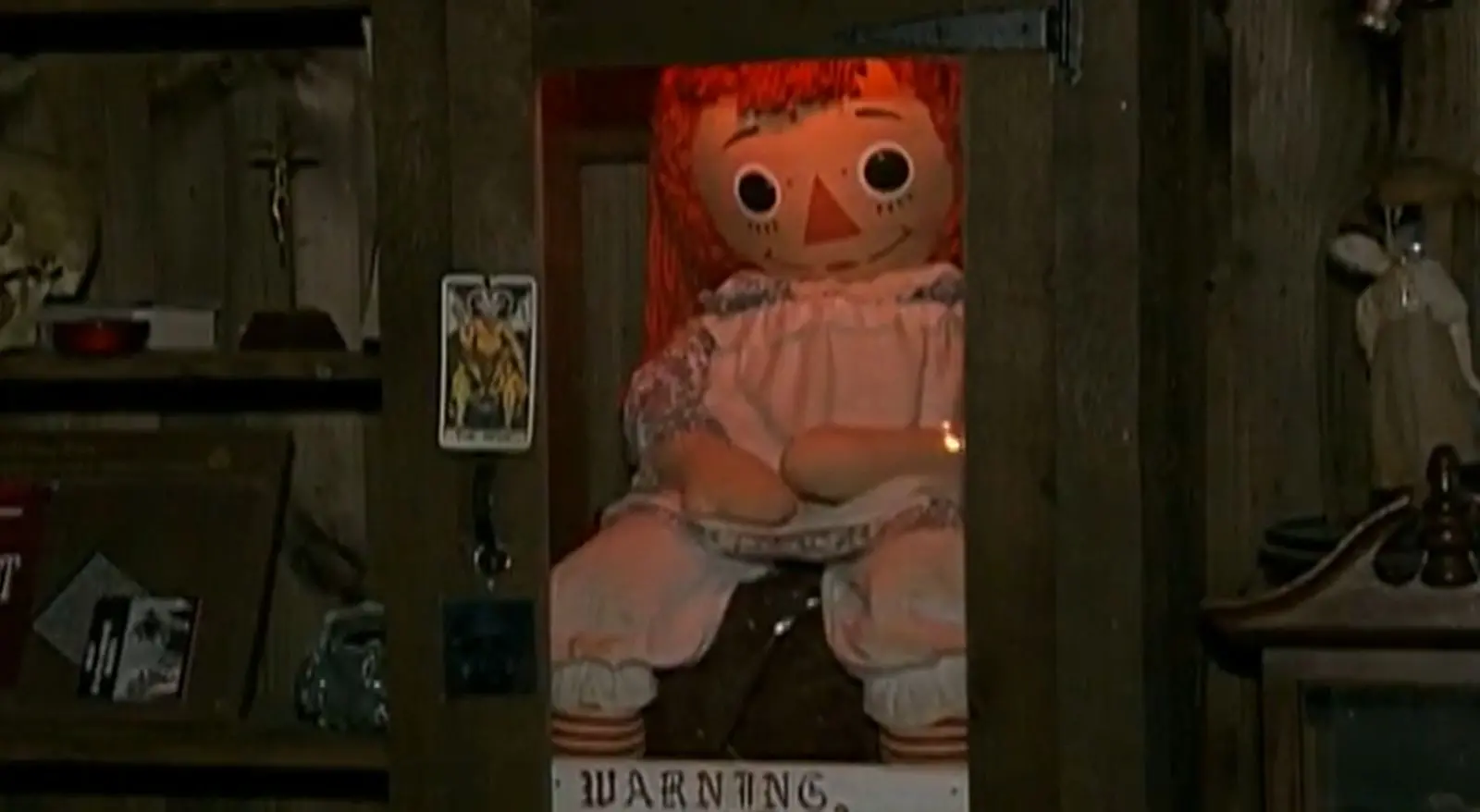 Annabelle original. Onde está a Annabelle original? Entenda o que aconteceu com boneca que inspirou filmes